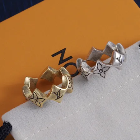 ルイヴィトン 指輪