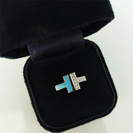 ティファニー 指輪