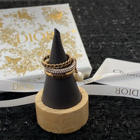 ディオール 指輪