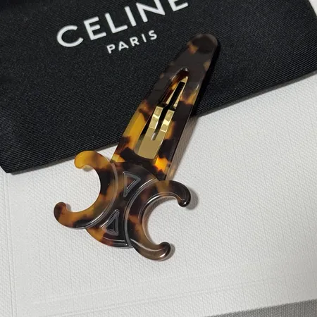 セリーヌ ヘアアクセサリー