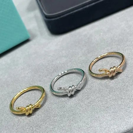 ティファニー 指輪