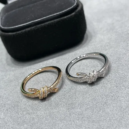 ティファニー 指輪