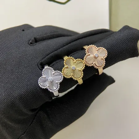 ヴァン クリーフ＆アーペル 指輪