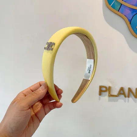 セリーヌ ヘアアクセサリー