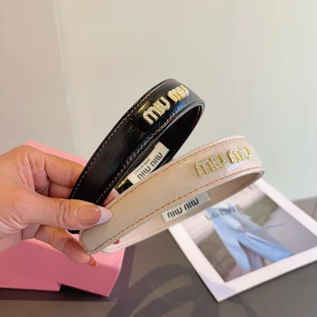 ミュウミュウ ヘアアクセサリー