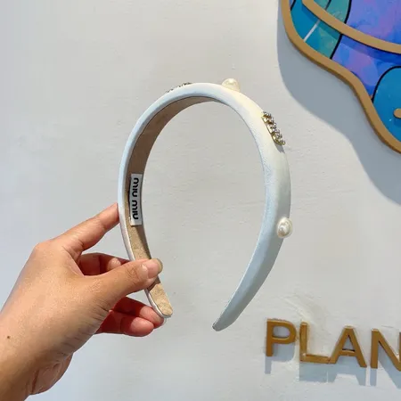 ミュウミュウ ヘアアクセサリー