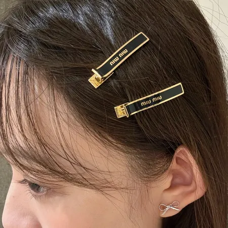 ミュウミュウ ヘアアクセサリー