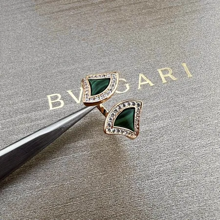 ブルガリ 指輪