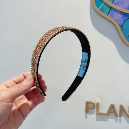 イブサンローラン ヘアアクセサリー