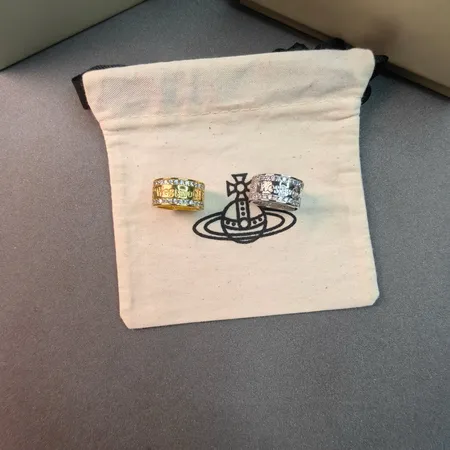 ヴィヴィアン・ウエストウッド 指輪