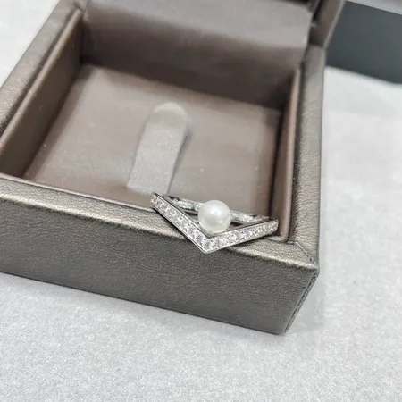 ヴィヴィアン・ウエストウッド 指輪