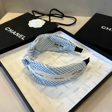 ミュウミュウ ヘアアクセサリー