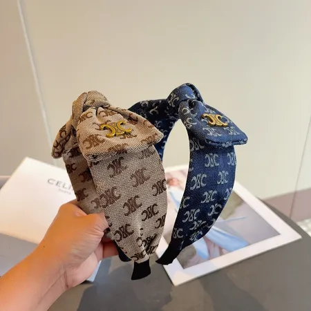 セリーヌ ヘアアクセサリー