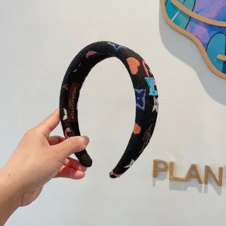 ルイヴィトン ヘアアクセサリー