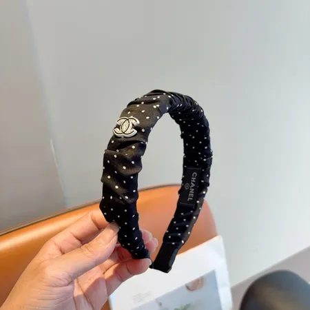 ミュウミュウ ヘアアクセサリー