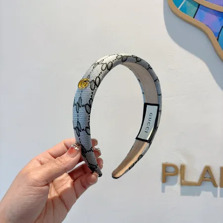 ルイヴィトン ヘアアクセサリー