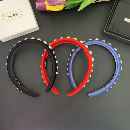 ミュウミュウ ヘアアクセサリー