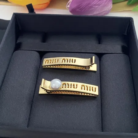 ミュウミュウ ヘアアクセサリー