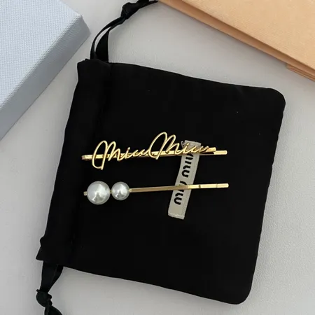 ミュウミュウ ヘアアクセサリー