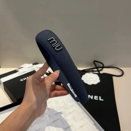 ミュウミュウ ヘアアクセサリー