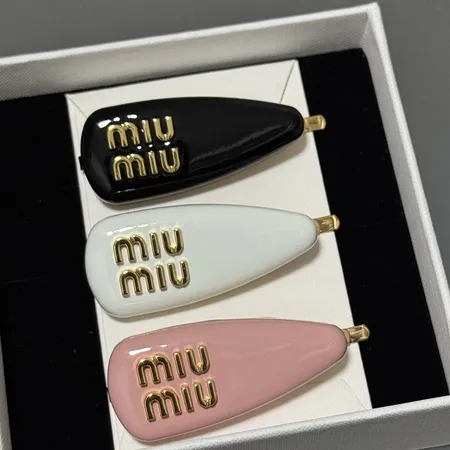 ミュウミュウ ヘアアクセサリー