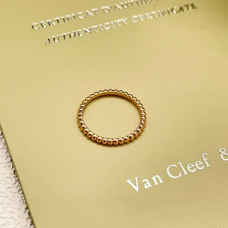 ヴァン クリーフ＆アーペル 指輪