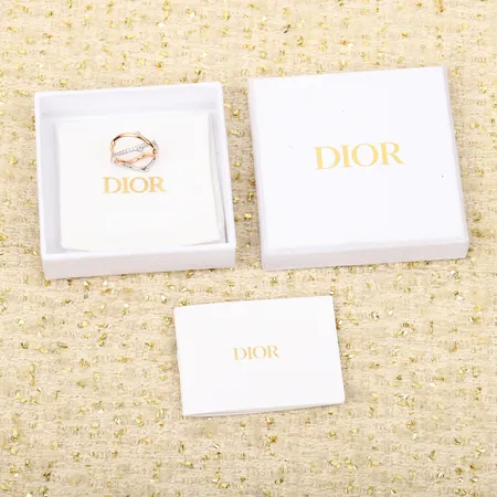 ディオール 指輪