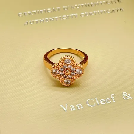 ヴァン クリーフ＆アーペル 指輪