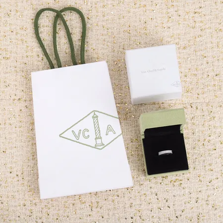 ヴァン クリーフ＆アーペル 指輪