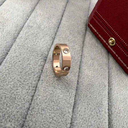 カルティエ 指輪