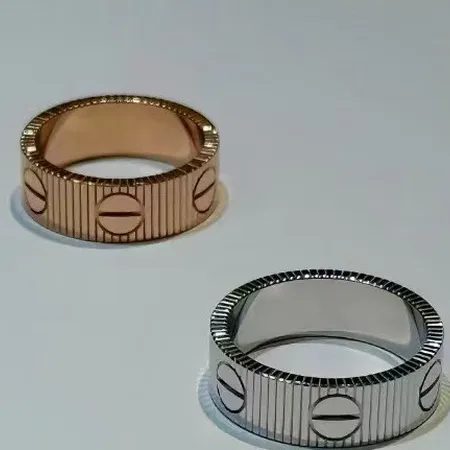 カルティエ 指輪