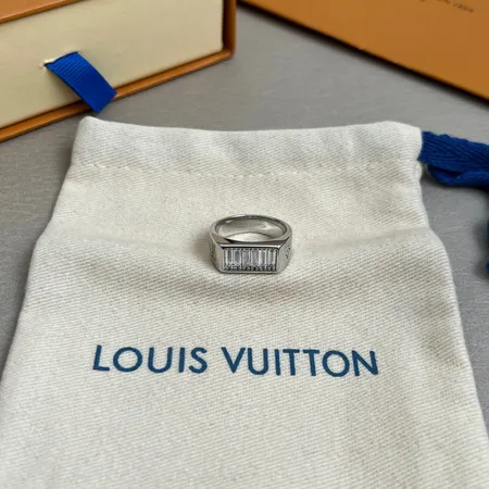 ルイヴィトン 指輪