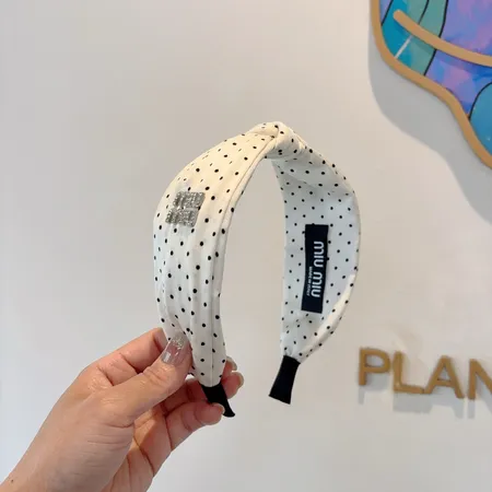 ミュウミュウ ヘアアクセサリー