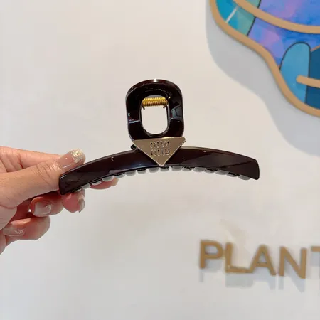 ミュウミュウ ヘアアクセサリー