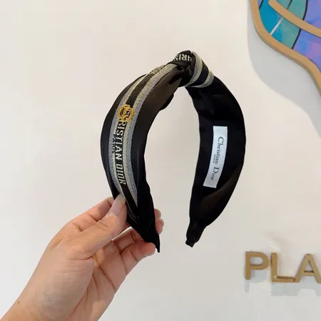 グッチ ヘアアクセサリー