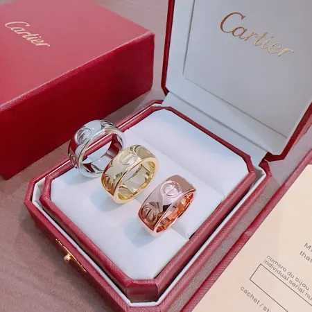 カルティエ 指輪