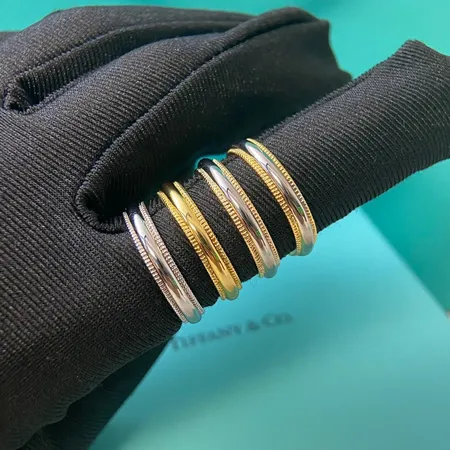 ティファニー 指輪