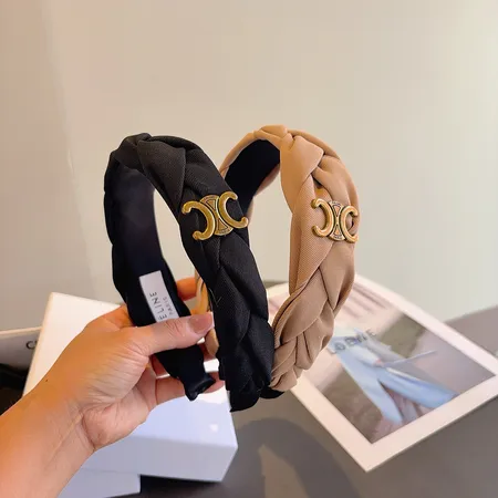 セリーヌ ヘアアクセサリー