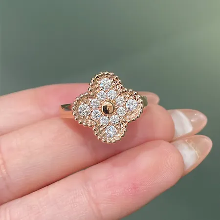 ヴィヴィアン・ウエストウッド 指輪