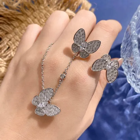 ヴァン クリーフ＆アーペル 指輪