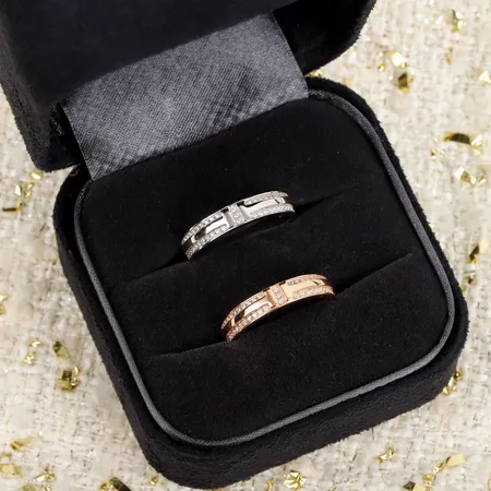 ティファニー 指輪