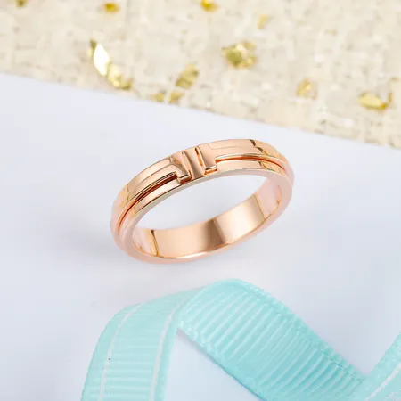 ティファニー 指輪