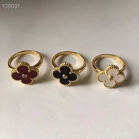 ヴァン クリーフ＆アーペル 指輪