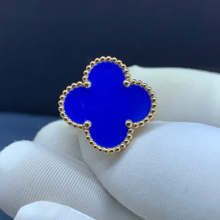 ヴァン クリーフ＆アーペル 指輪