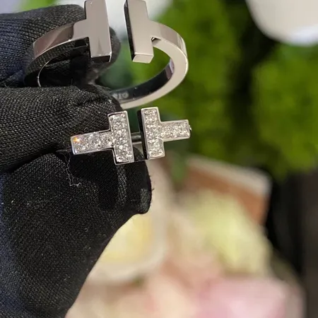 ティファニー 指輪