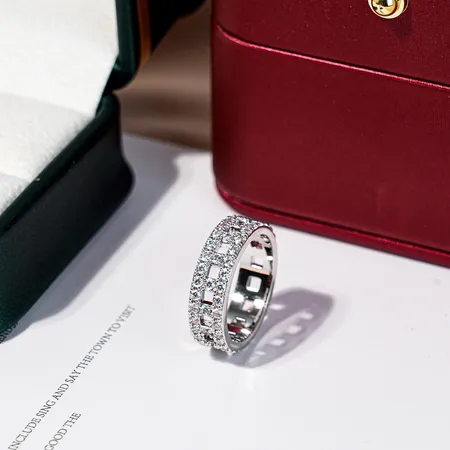 ティファニー 指輪