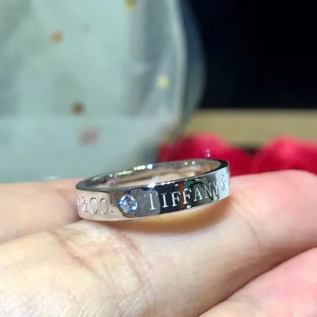 ティファニー 指輪