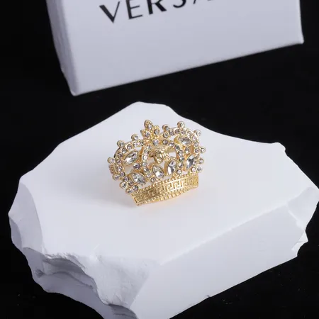 ヴェルサーチ 指輪