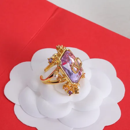 ボッテガ ヴェネタ 指輪