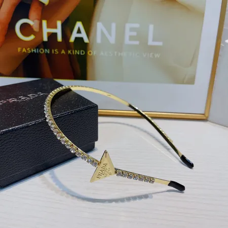 プラダ ヘアアクセサリー